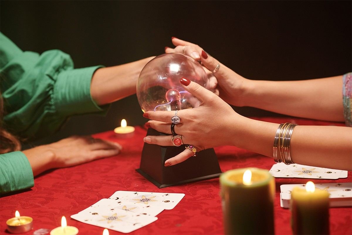 Vashikaran-Specialist-in-Luckno